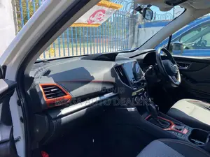 Subaru Forester 2018 White