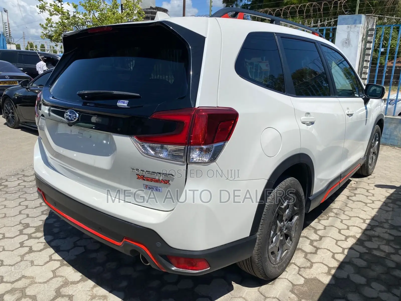 Subaru Forester 2018 White