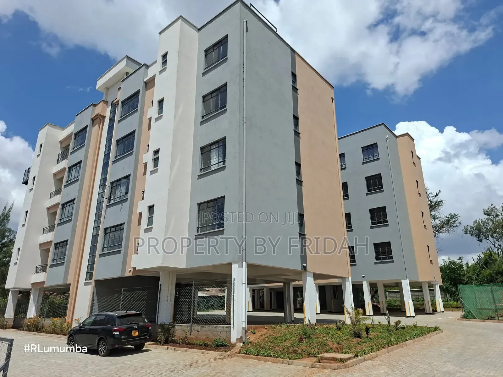 3bdrm Apartment in Mlolongo for sale