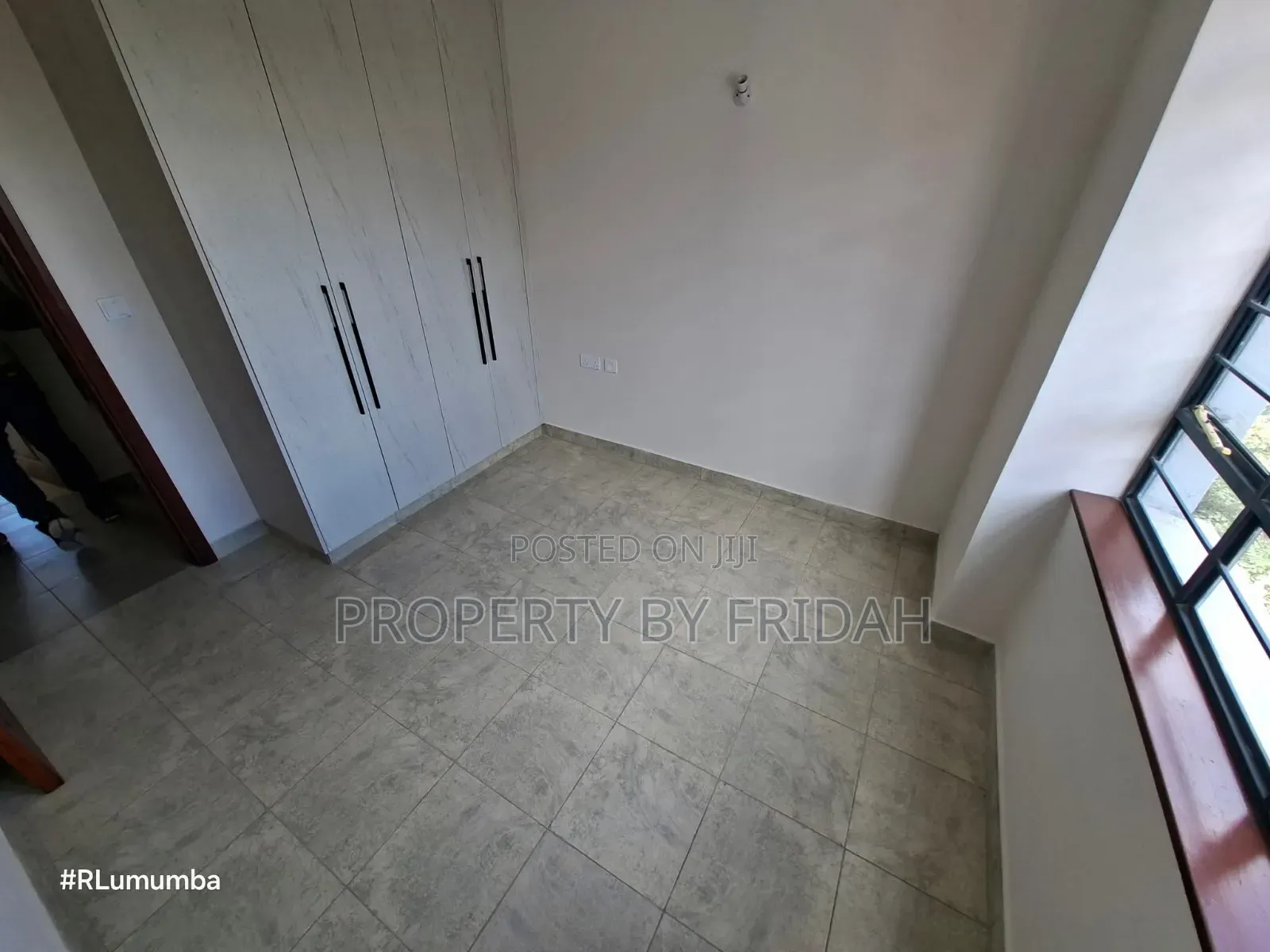 3bdrm Apartment in Mlolongo for sale