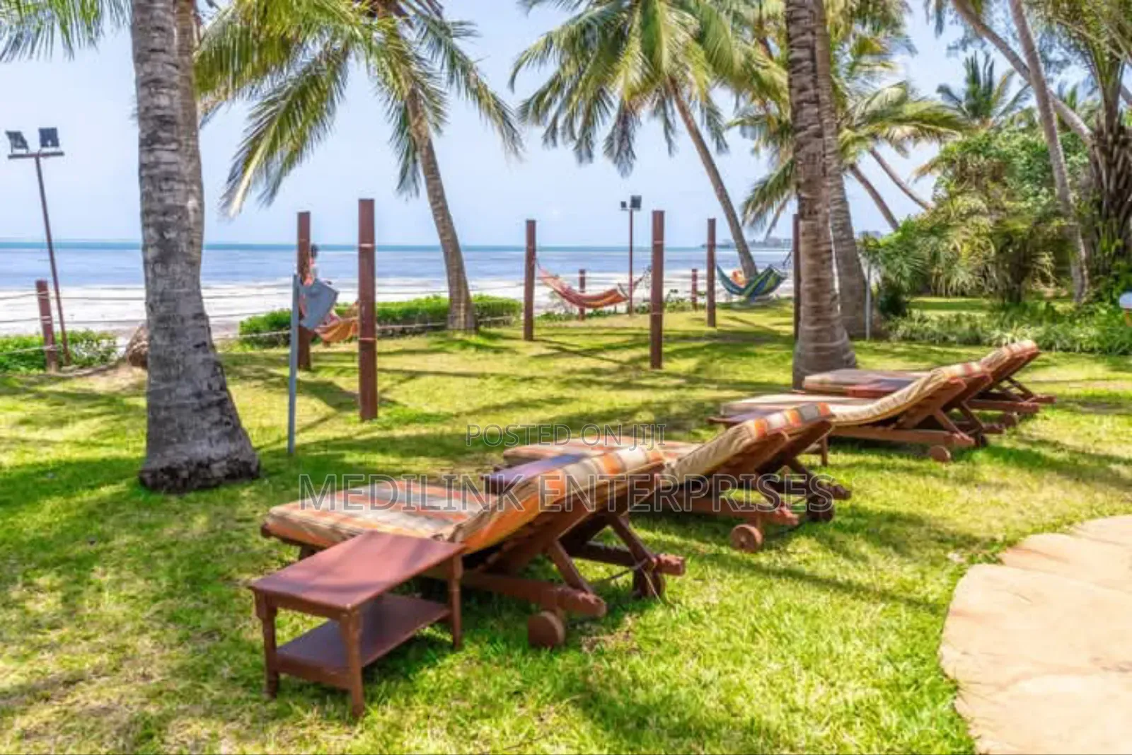 Wooden Mahogany Tourists Sunbeds
