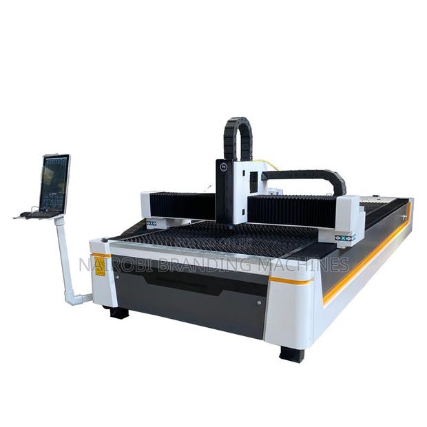 Max 1325 300w CNC Control Laser Cutting Machine New for Metal Sheets