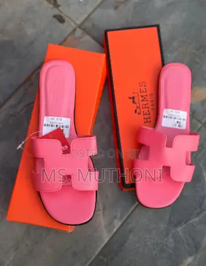 Ladies H€Rmes Sandals Size 37-42