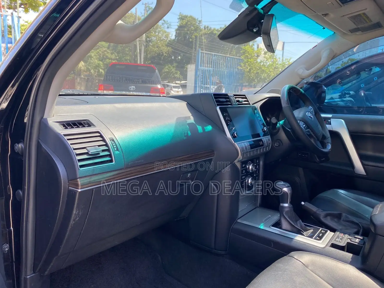 Toyota Land Cruiser Prado 2018 Black