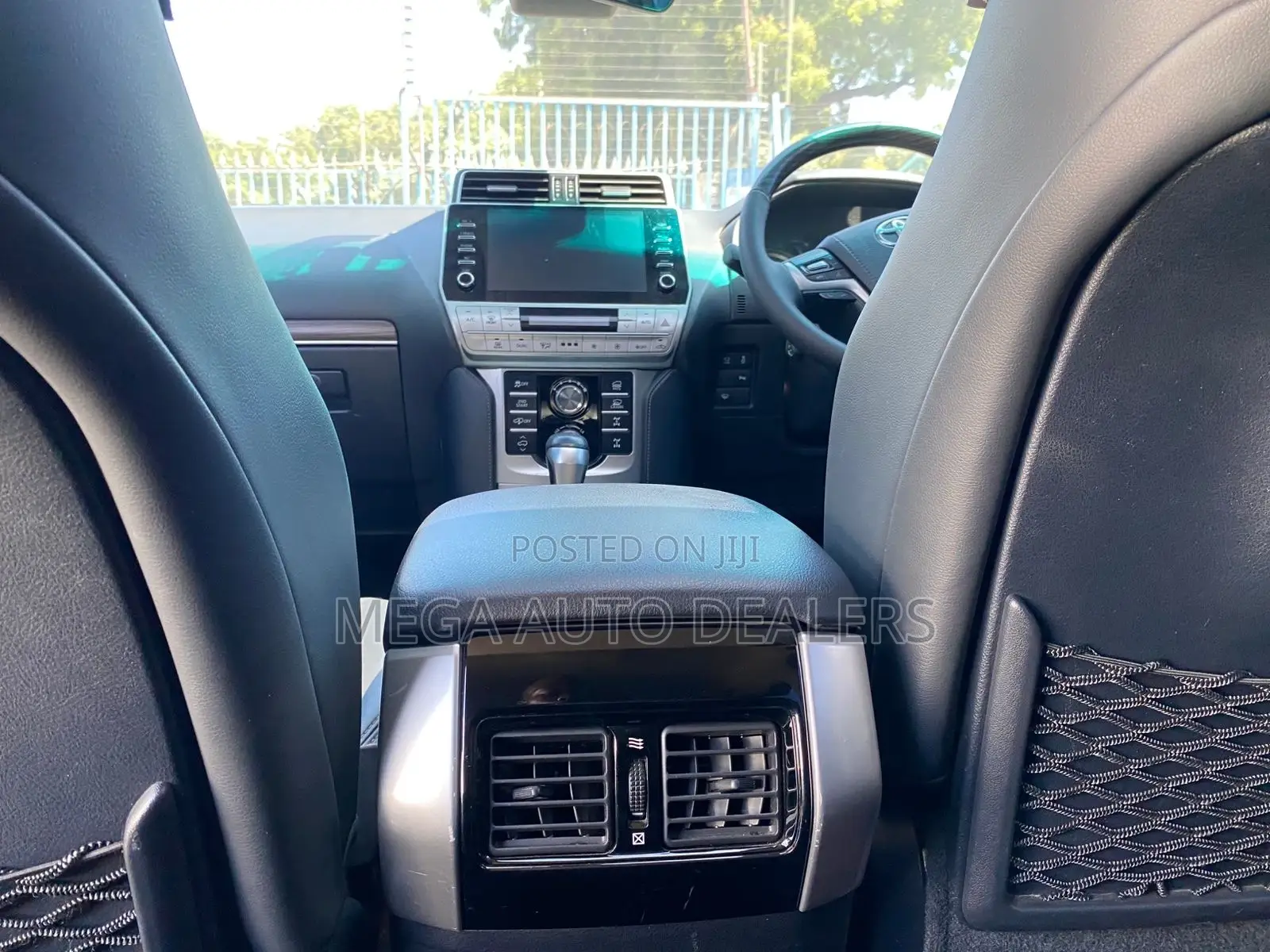 Toyota Land Cruiser Prado 2018 Black
