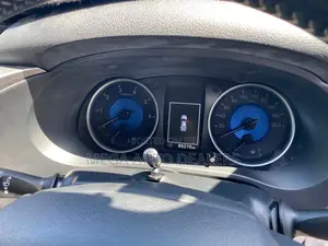Toyota Hilux 2018 Blue