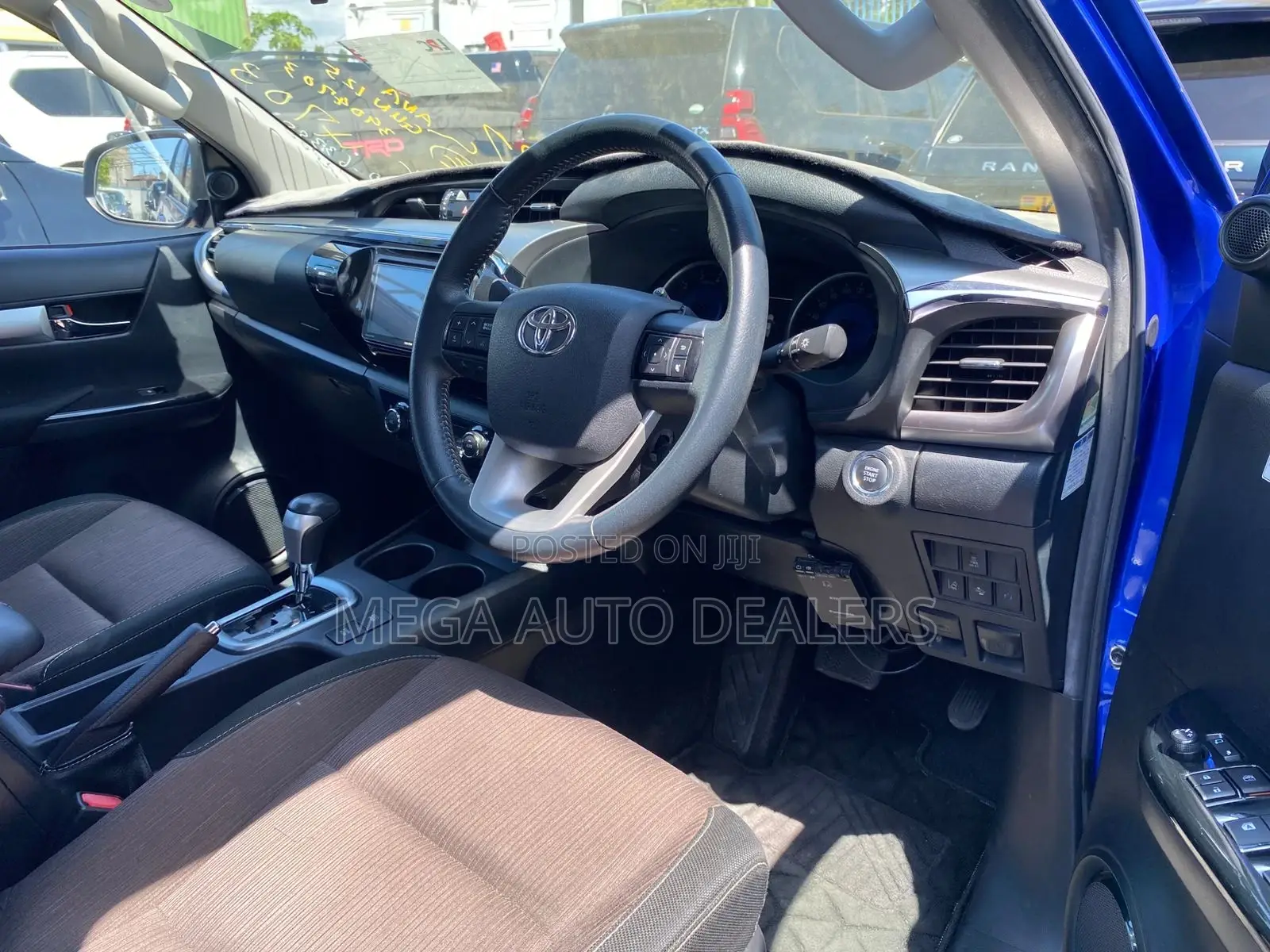 Toyota Hilux 2018 Blue