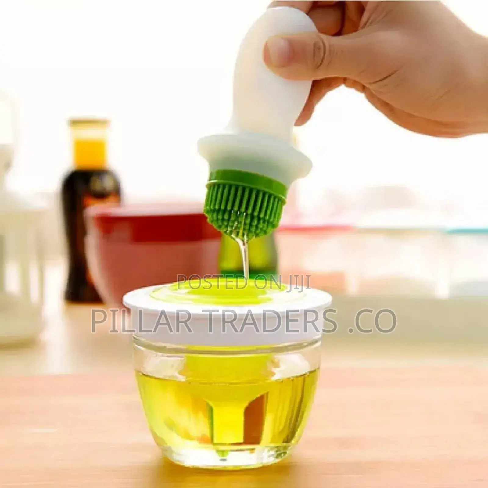 Silicone Oil Brush and Glass Jar