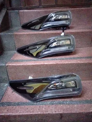 Taillamps Toyota Harrier Zsu60 LHS