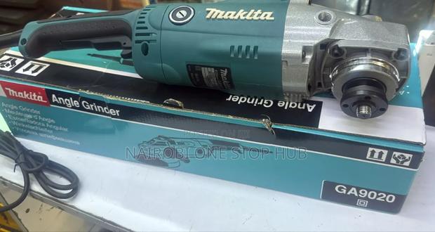 Makita Ga9020 Angle Grinder