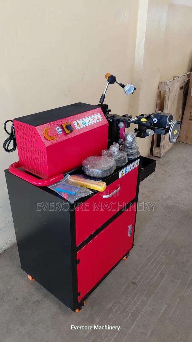 Double Function Brake/Disc Skimming Machine Single Phase. - thumbnail 4