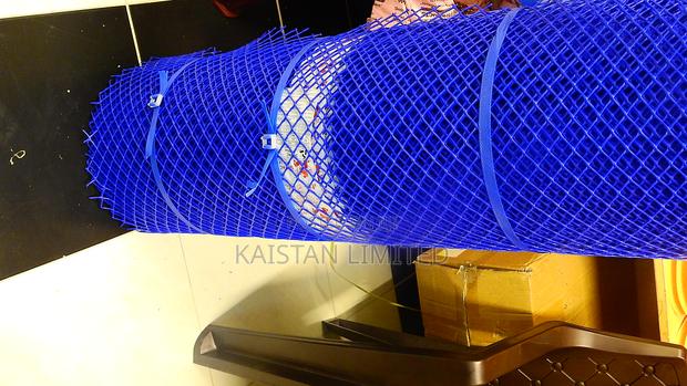 Poultry Mesh, Plastic Chicken Wire - thumbnail 2