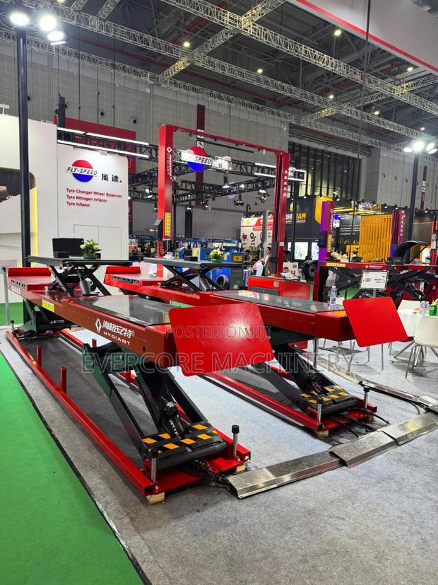 Big Scissor Lift Machine 4tonne for Wheel Alignment Use. - thumbnail 3