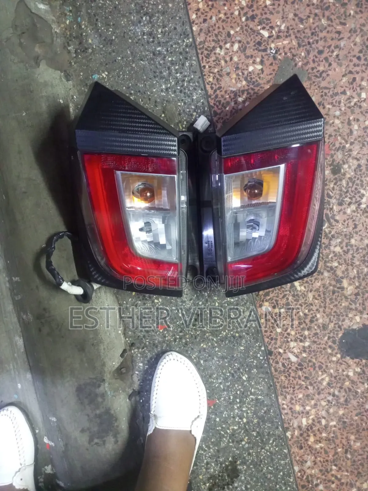 Daihatsu Mira New Taillight