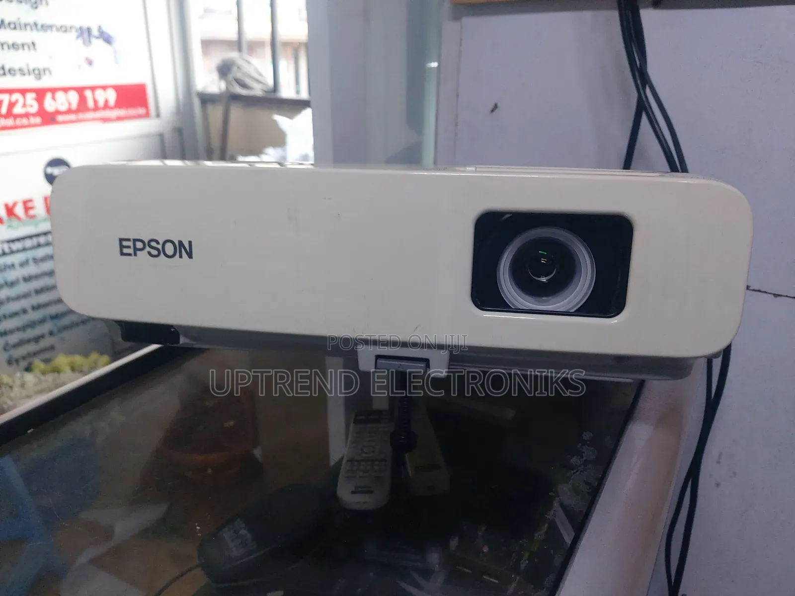 Epson Powerlite 83c – Bright, Sharp Affordable