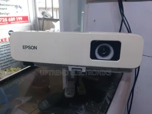 Epson Powerlite 83c – Bright, Sharp Affordable
