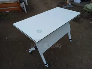 Wheeled Folderable Table