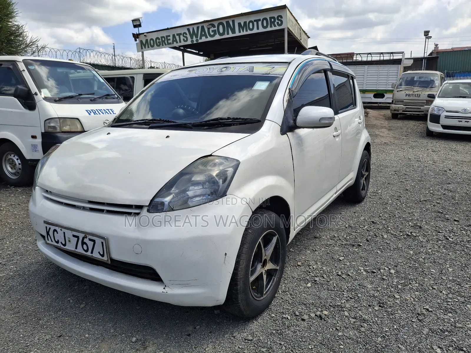Toyota Passo 2009 White