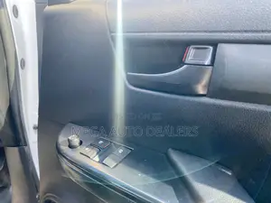 Toyota Hilux 2018 White