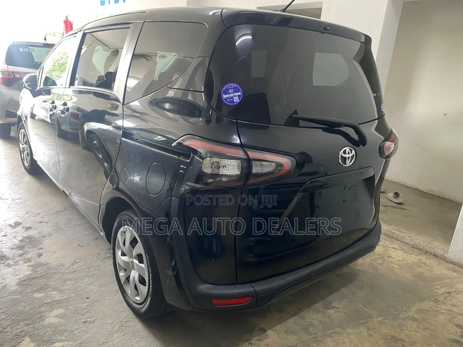 Toyota Sienta 2018 Black