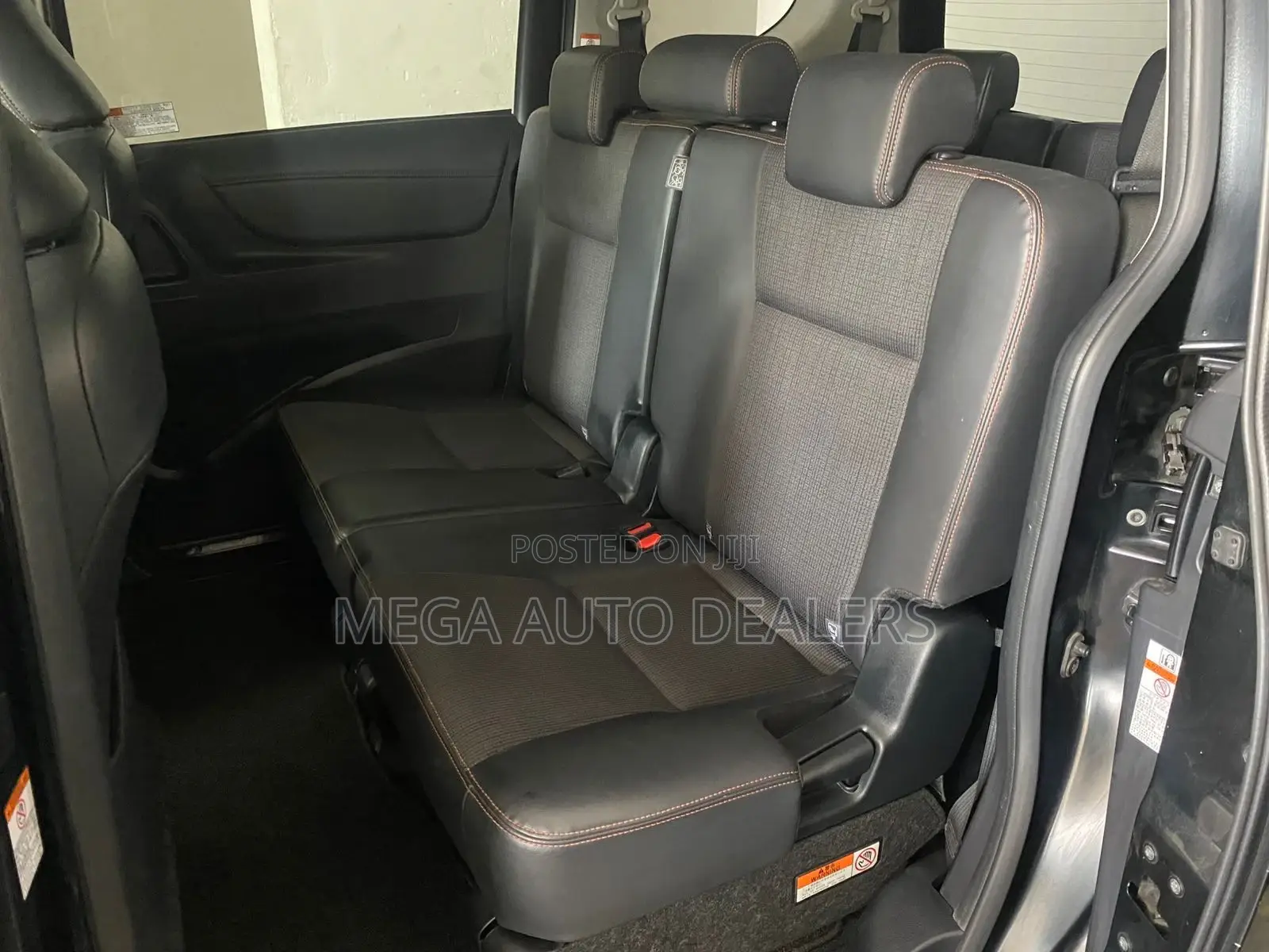 Toyota Sienta 2018 Black