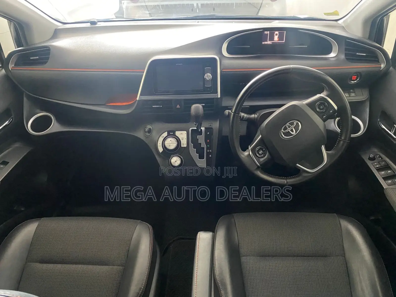 Toyota Sienta 2018 Black