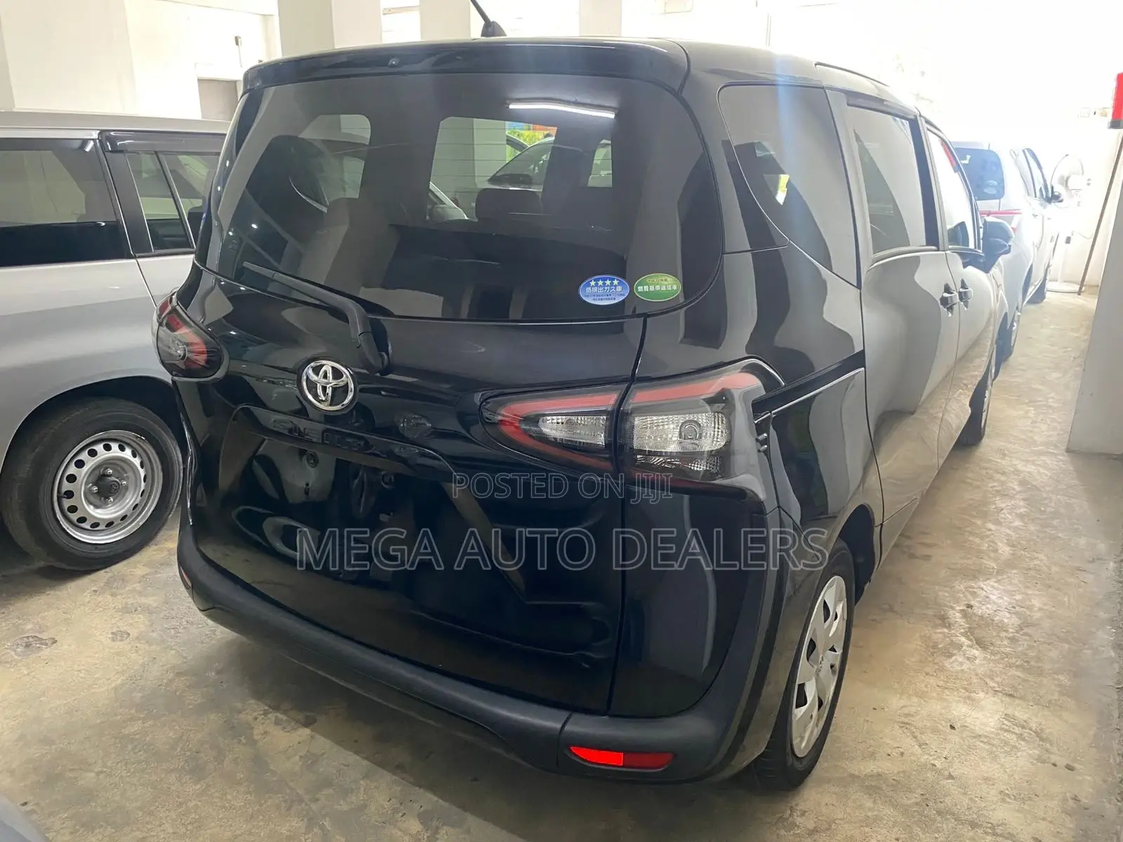 Toyota Sienta 2018 Black