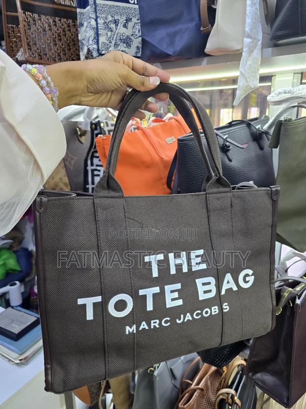 The Tote Bag - main view