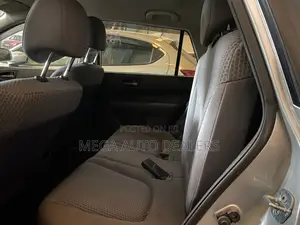 Nissan Wingroad 2018 Silver
