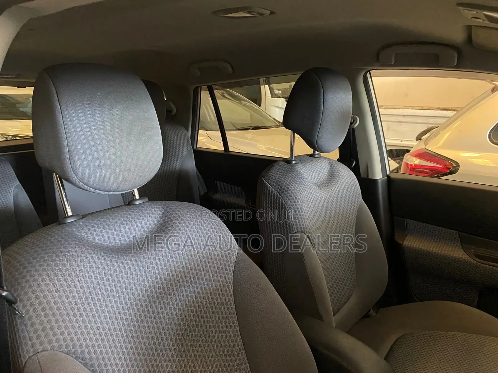 Nissan Wingroad 2018 Silver