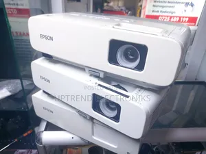Epson Powerlite 83c – Bright Xga Projector