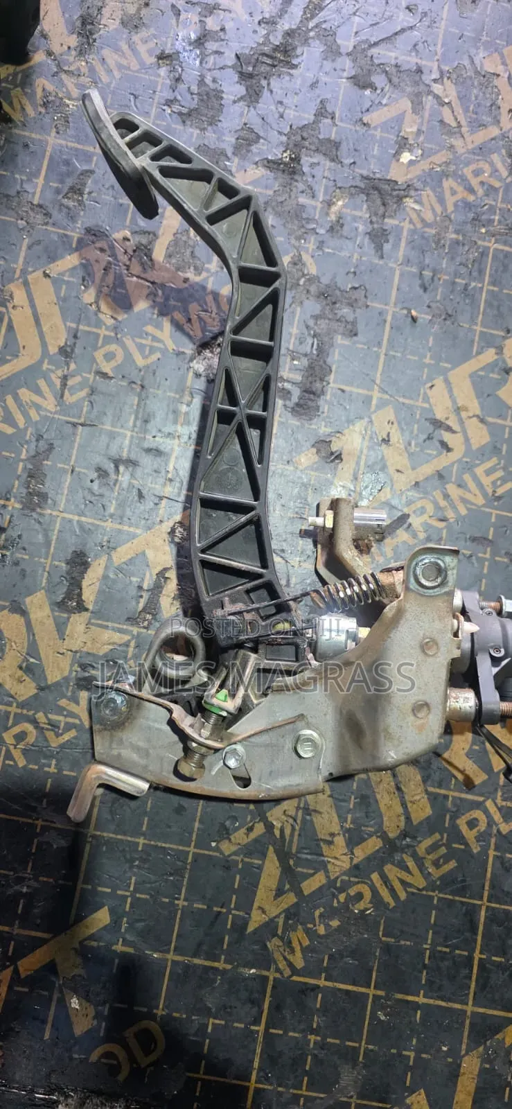 Clutch Pedals 7l