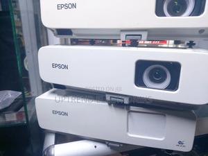 Epson Powerlite 83c – Affordable Powerful - thumbnail 2