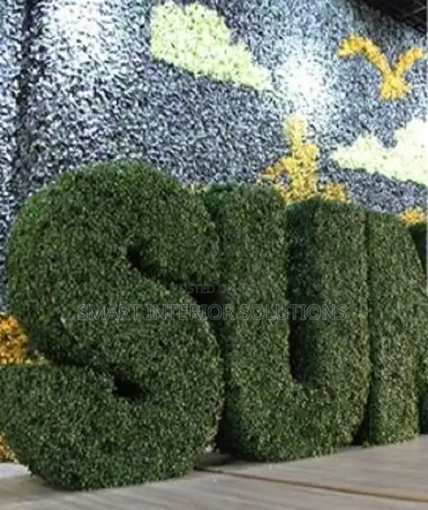 Creative Artificial Hedge Panel