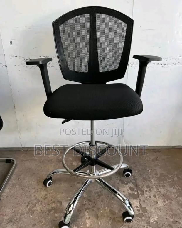 Counter Chair - main view