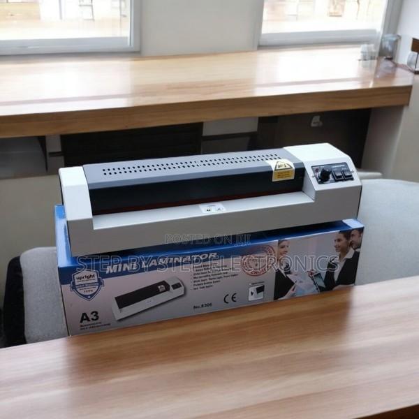 A3 A4 Professional Laminator Metallic Body Infrared Temperature