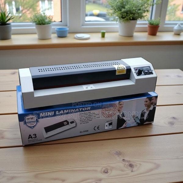 A3 A4 Heavy Duty Laminator Steel Body Smooth Paper Feeding