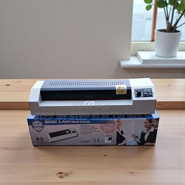 A3 A4 Heavy Duty Metallic Laminator With Smooth Feed Heating Rollers