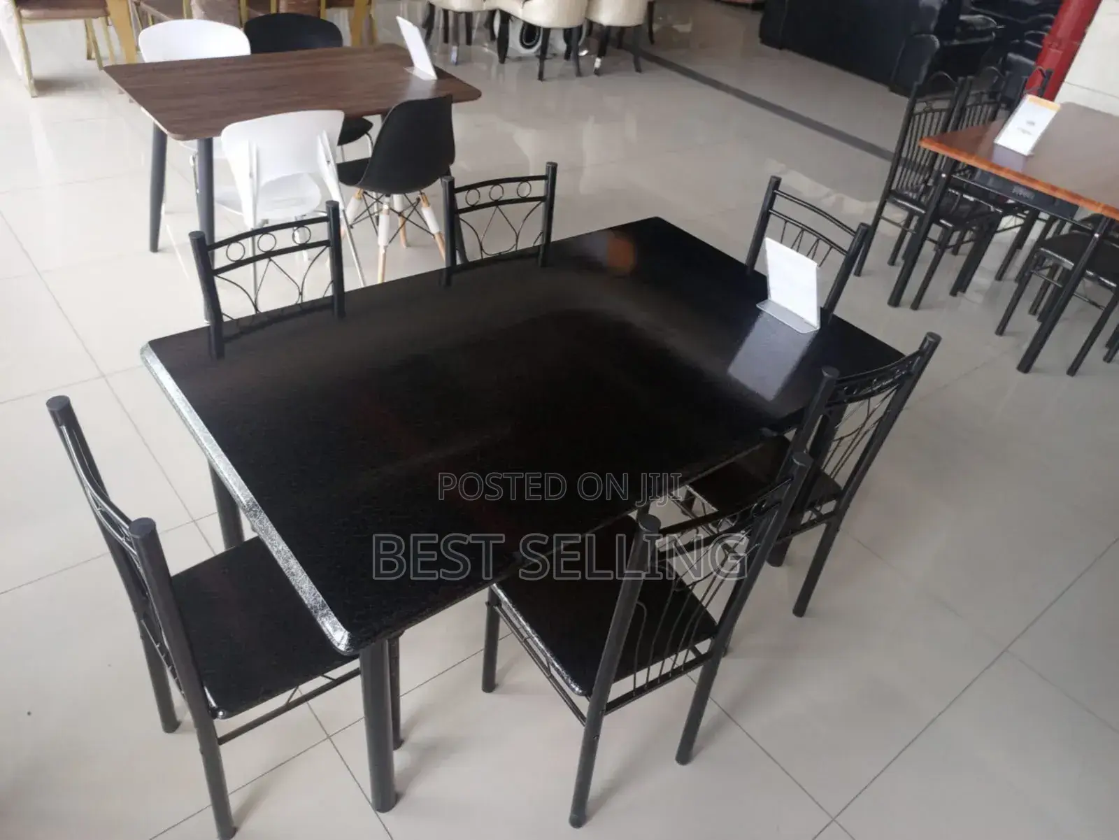 Quality Blackish Dinning Set