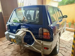 Toyota RAV4 1996 Blue