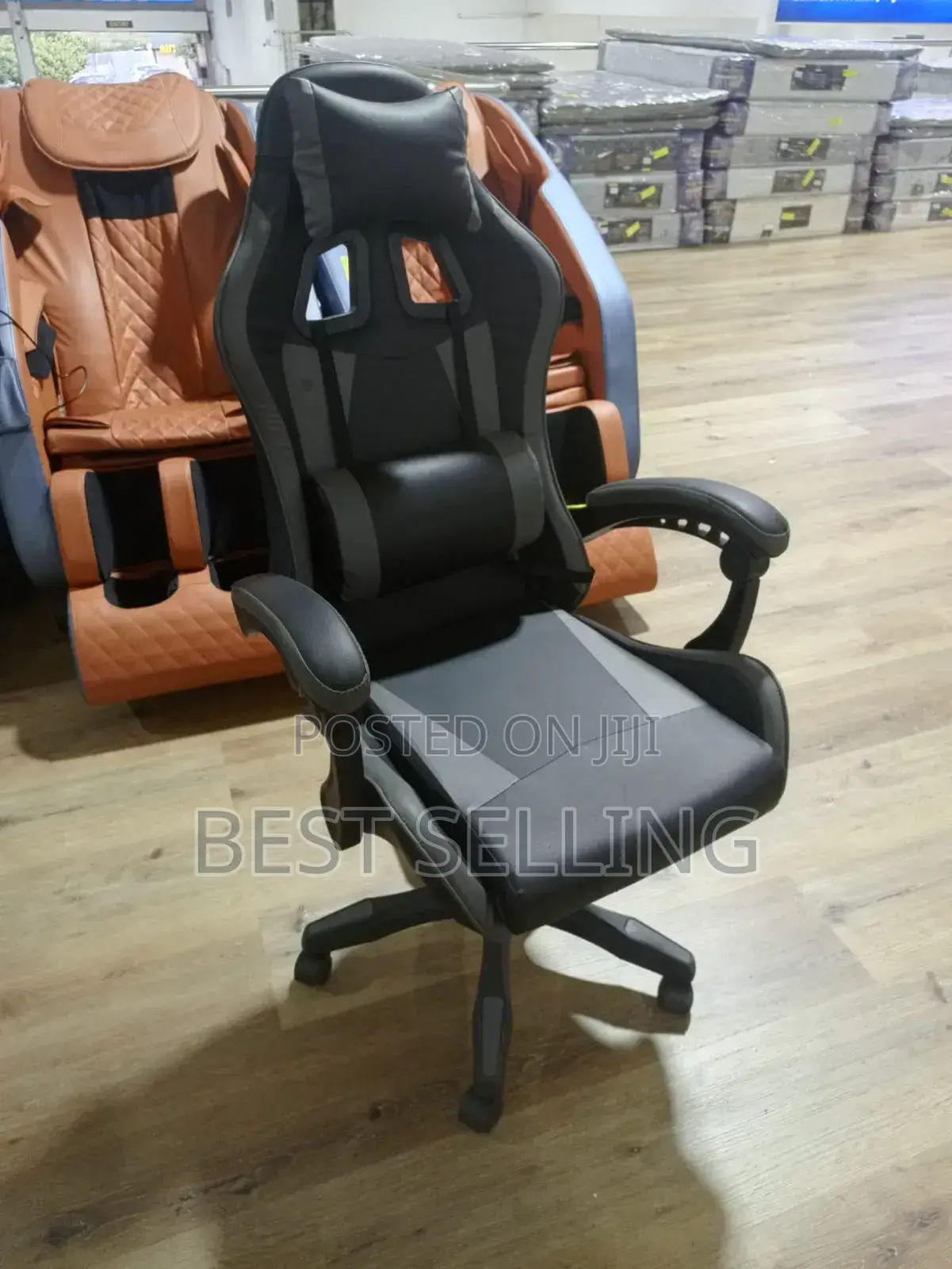 Folderable Black Gaming Chair
