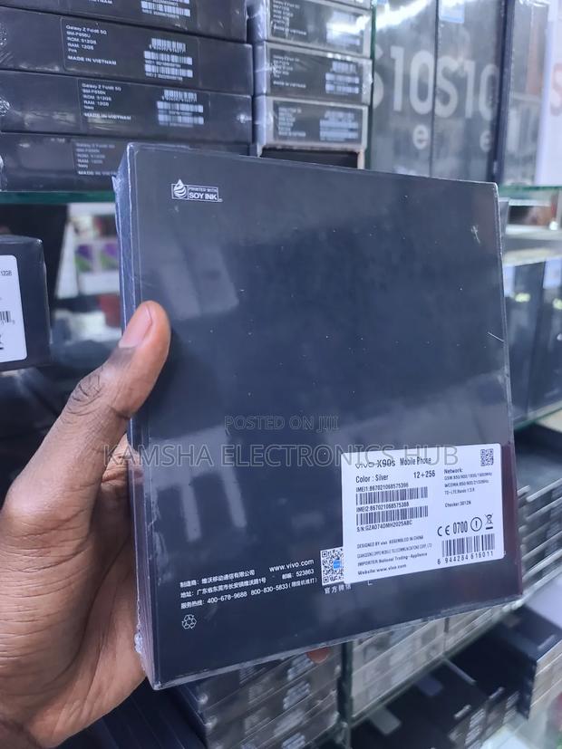 New Vivo X90s 256 GB Black - thumbnail 3