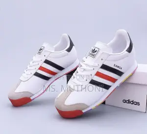 New. Adidas Sam0a Available in 3 Designs *40 41 42 43 44 45