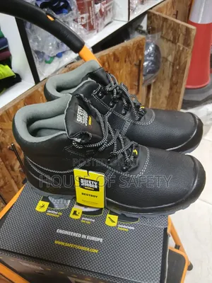 Abrasion Resist Heel Jogger Boots