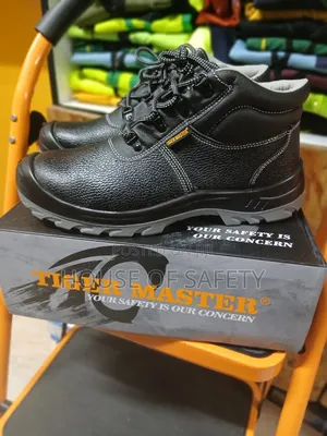 Water Penetration Resistant Safety Footwear