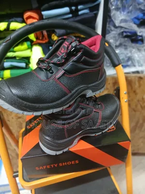 Neskrid Safety Boots Knicker