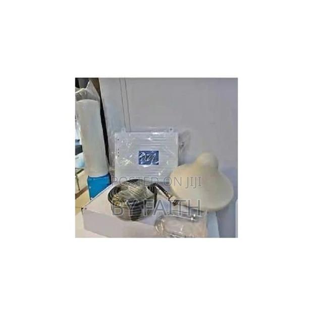 Improved Quality Triband 2g, 3g 4g Mobile Phone GSM Signal Booster
