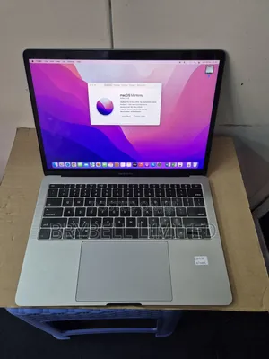 Laptop Apple MacBook Pro 2016 8GB Intel Core I5 SSD 256GB