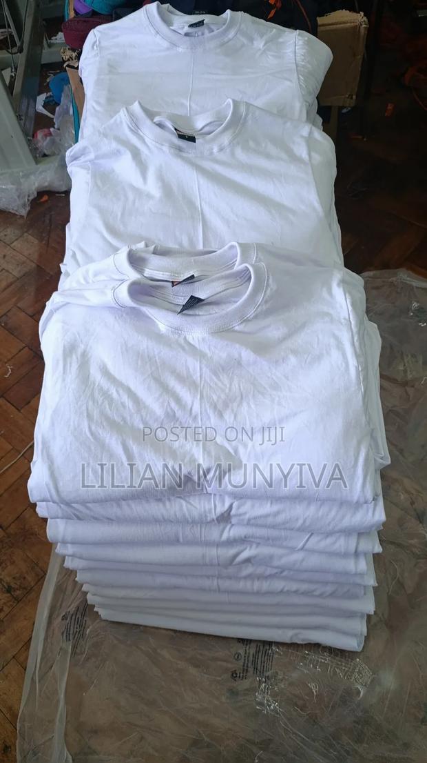 Plain White Tshirts - thumbnail 4