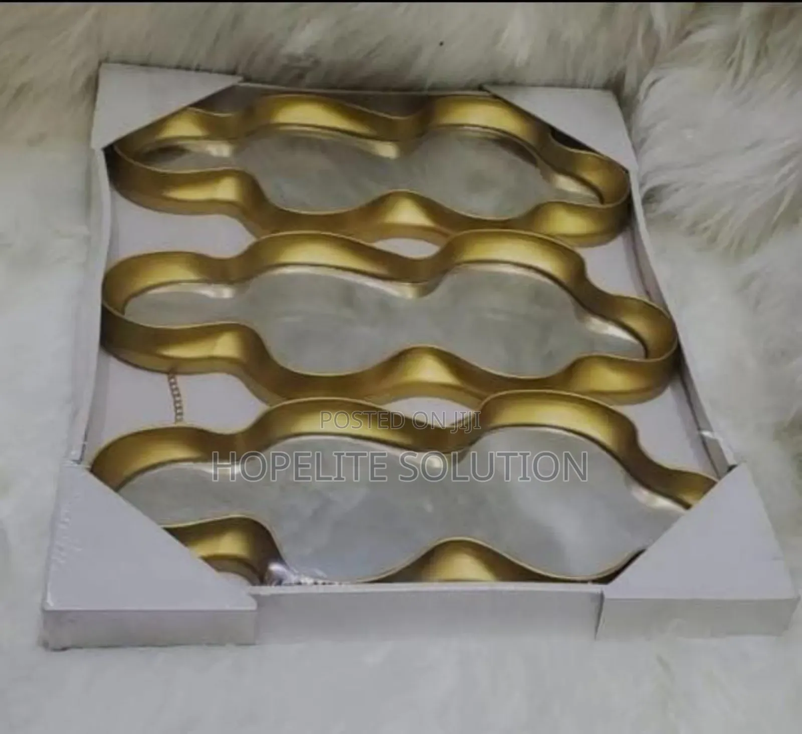 Decorative Wall Hanging Mirror